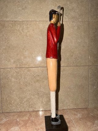 Figura Golfista Madera Tallada