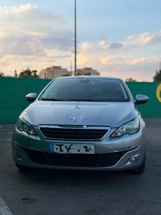 Peugeot 308 2016