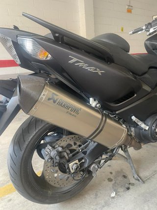 Yamaha T-MAX 530 Negra