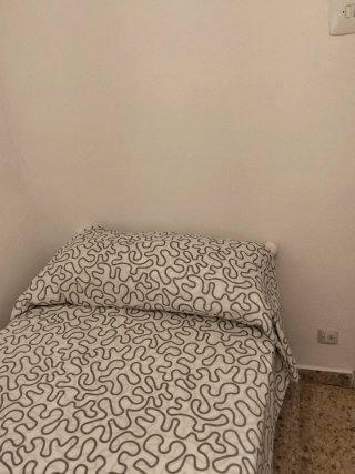 Alquiler de habitaciones en un piso de cuatro habi
