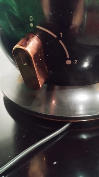 Licuadora Cecotec Titanium 1900 Negra