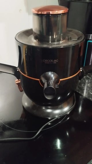 Licuadora Cecotec Titanium 1900 Negra