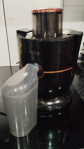 Licuadora Cecotec Titanium 1900 Negra