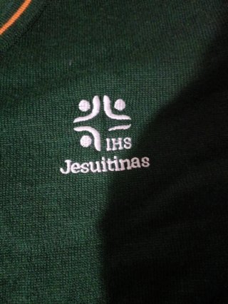 Jersey Jesuitinas Talla 14
