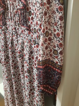 Vestido hippie manga larga floral