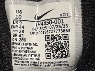 Stivali Nike Baltoro Neri e Dorati