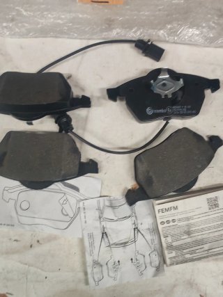 Pastillas Freno Delanteras Brembo P 85 037 NUEVAS