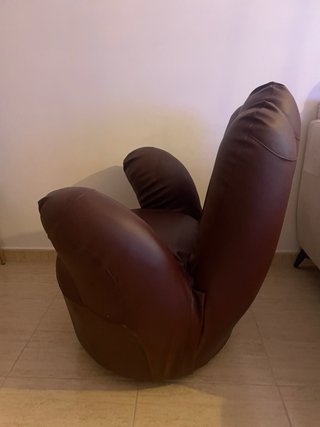 Sillón Original Diseño Mano Marrón