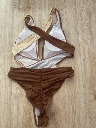 Bañador ,Trikini  mujer beige y marrón