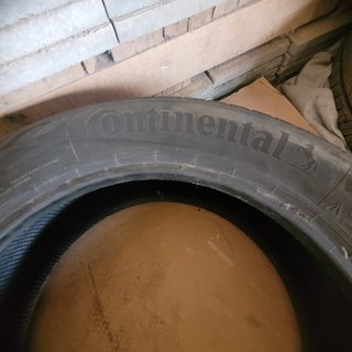 Neumático de coche