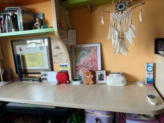 Mueble juvenil modular naranja y madera