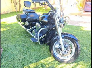 Yamaha Midnight Star 1300 Negra