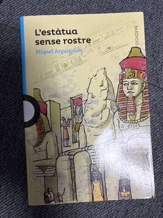 L'estàtua sense rostre catal