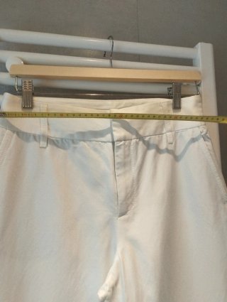 Pantalón blanco algodón Zara