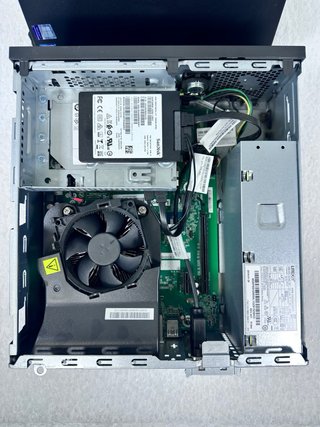 Lenovo ThinkCentre M710e i5-7500 8GB RAM SSD 256GB