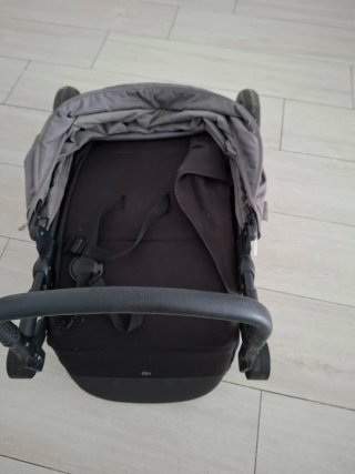 Carro de bebé Kinderkraft plegable