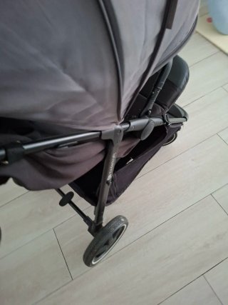 Carro de bebé Kinderkraft plegable