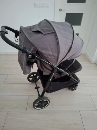 Carro de bebé Kinderkraft plegable
