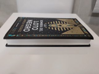 La sombra del loto negro - Premio Minotauro 2026