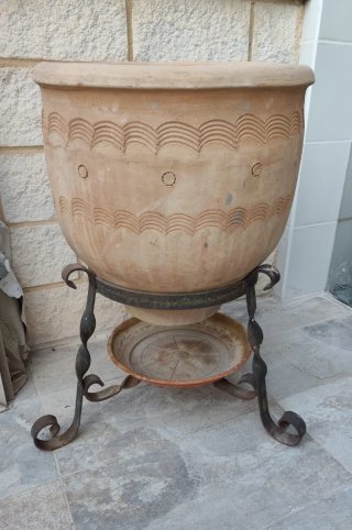 Macetero/jardinera de terracota artesanal