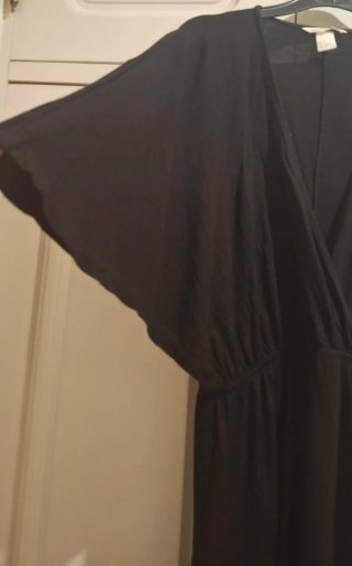 Vestido H&M Negro Manga Murciélago Talla S