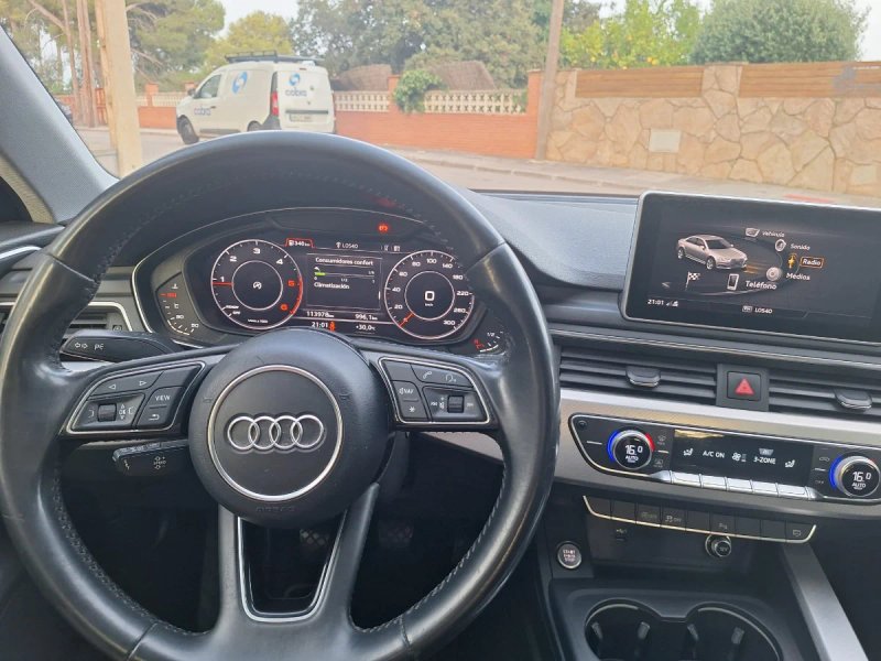 Audi A4 2.0 TDI S line edition 2018, foto 13