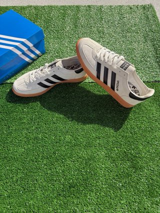 Adidas Spezial Beige/Negro