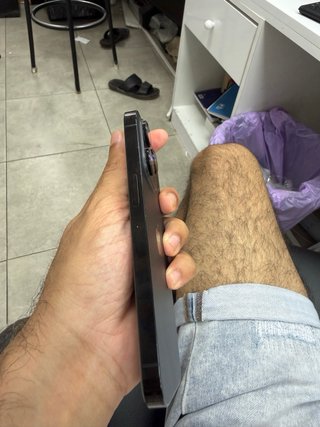 iPhone 14 Pro noir
