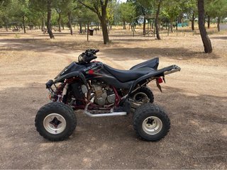 Suzuki LTZ 400 Quad Negro