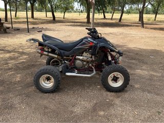 Suzuki LTZ 400 Quad Negro