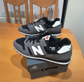 New Balance 373 Zapatillas Grises y Negras