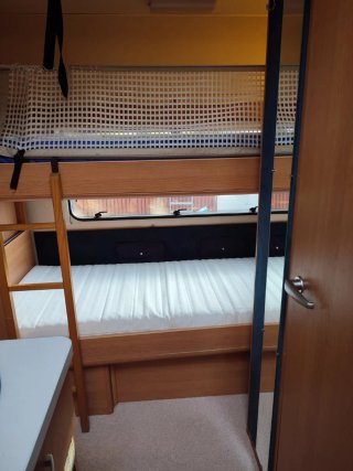 Caravana Knaus Sport 400LK 2009