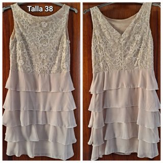 Vestido Beige Talla 38 Encaje y Volantes