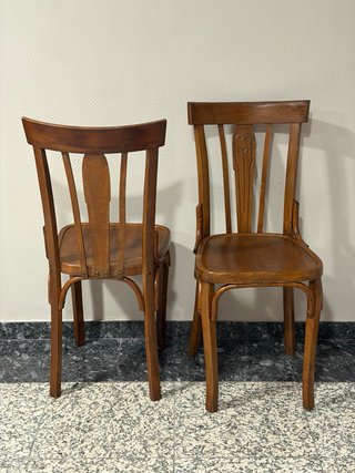2 Sillas de madera Vintage