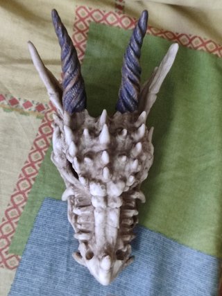 Portagioie drago in resina (nuovo e con scatola)