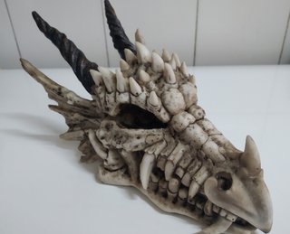 Portagioie drago in resina (nuovo e con scatola)
