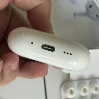 Auriculares Pro 3ª Gen Blancos