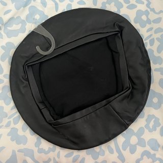 Lote 3 berretti da donna: nero, bianco e beige