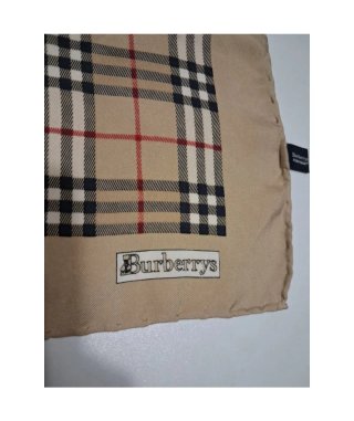 Pañuelo Burberry 100%  Seda