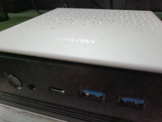Mini PC Ubox CHUWI Bianco