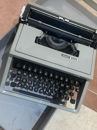 Máquina de escribir antigua