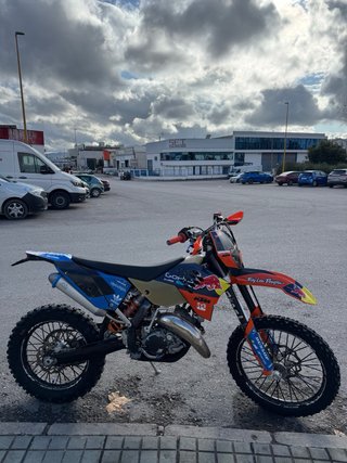 KTM EXC 125 Enduro/Motocross Moto