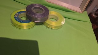 Fitas de cetim e outros materiais de artesanato