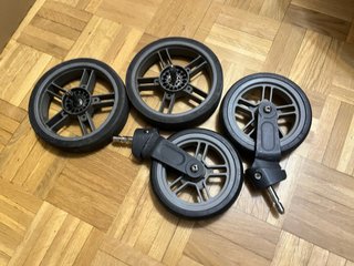 Ruedas para carrito de bebé