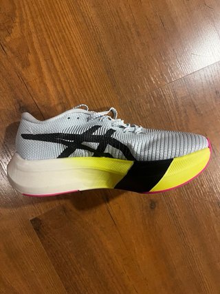 Zapatillas ASICS Metaspeed Sky Gris/Rosa