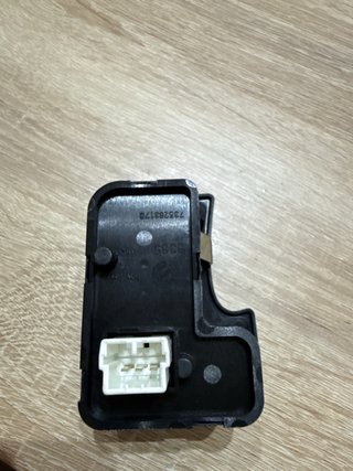 Botón Elevalunas Alfa Romeo 147