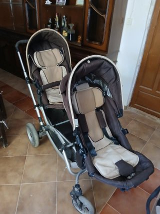 Carrito de bebé gemelar
