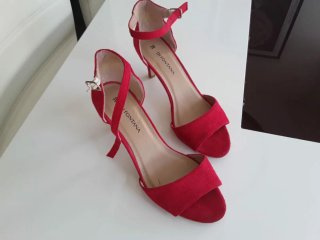 Sandalias ante tacón rojo Talla 38
