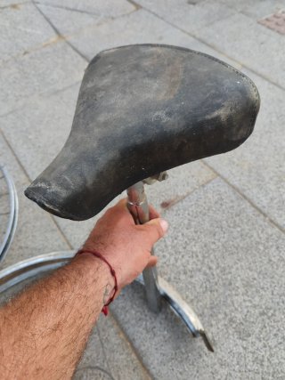 Recambios bicicleta: manillar, ruedas, sillín