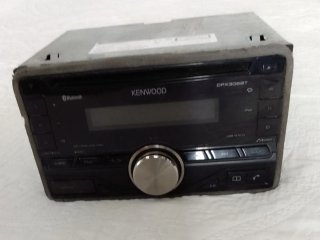 Radio Kenwood con Bluetooth